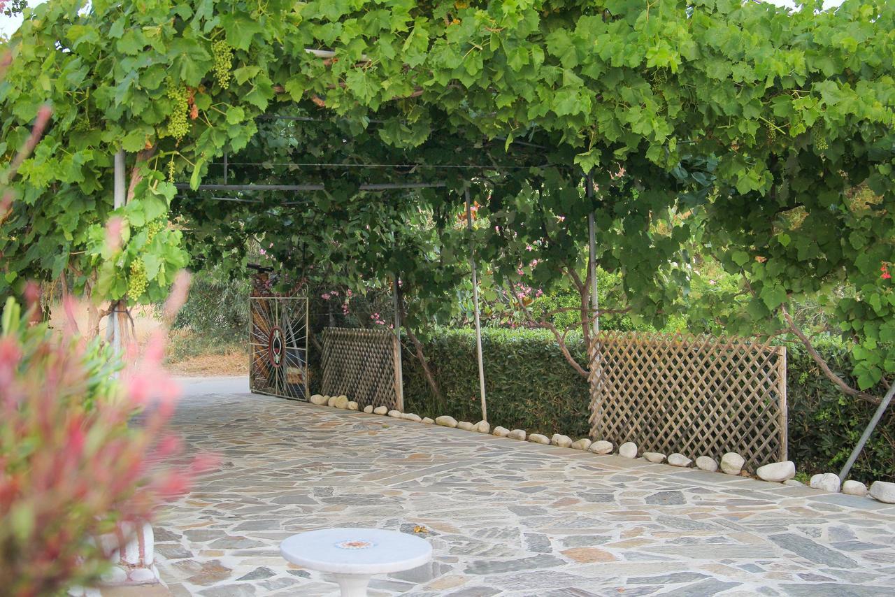 Kouros Resort Kalamákion Екстериор снимка